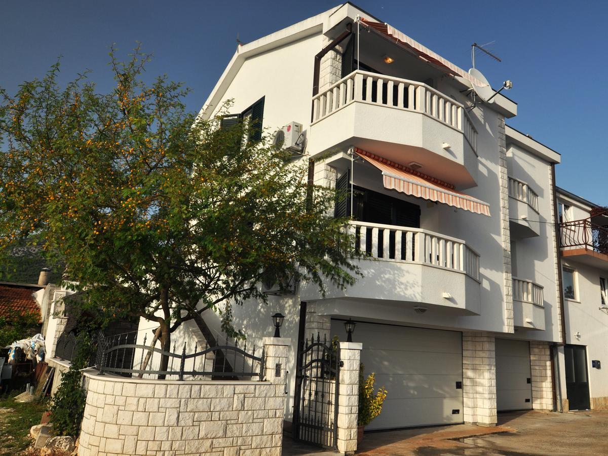 Apartments Nikica Seget Vranjica Εξωτερικό φωτογραφία