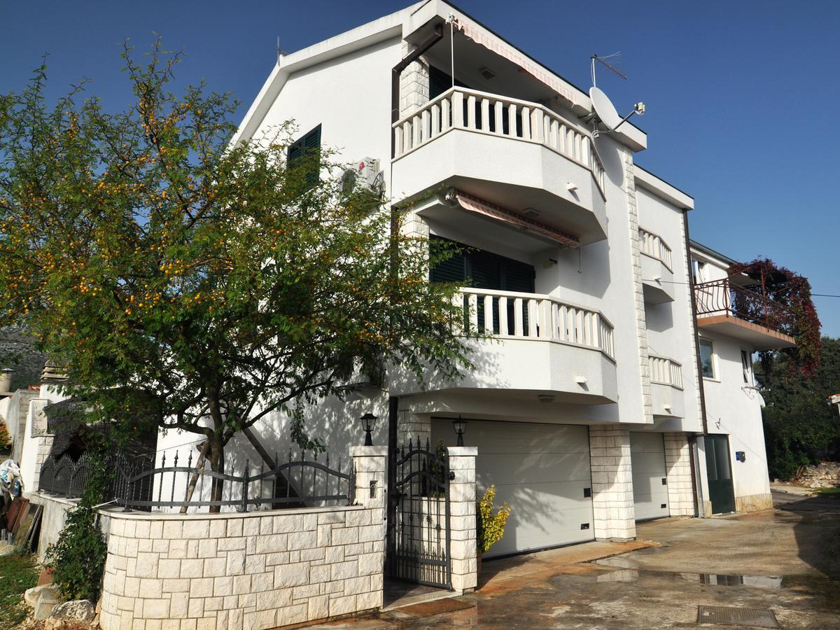 Apartments Nikica Seget Vranjica Εξωτερικό φωτογραφία